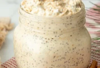 Eggnog Overnight Oats